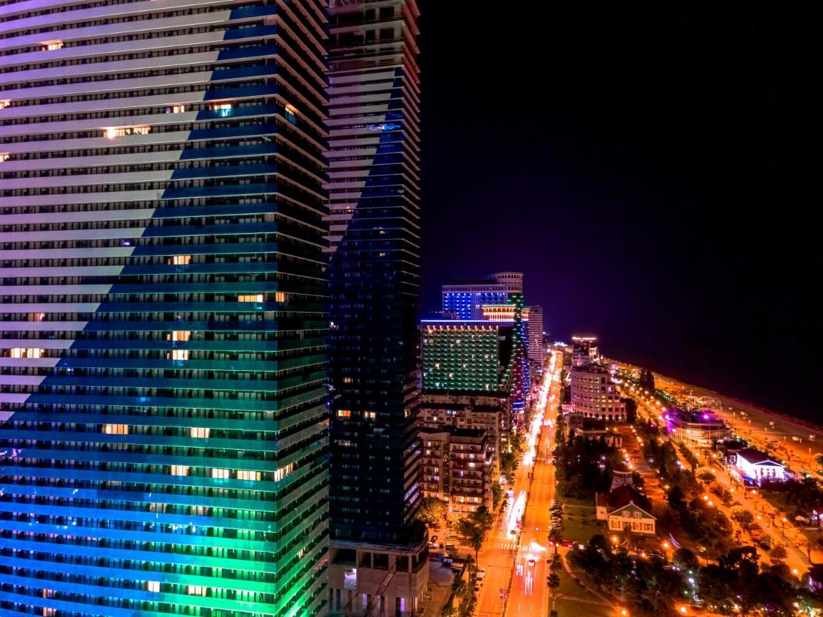 Orbi City Hotel Official Batumi Esterno foto